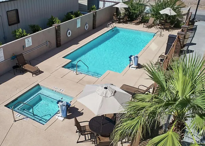 Hampton Parker, Az