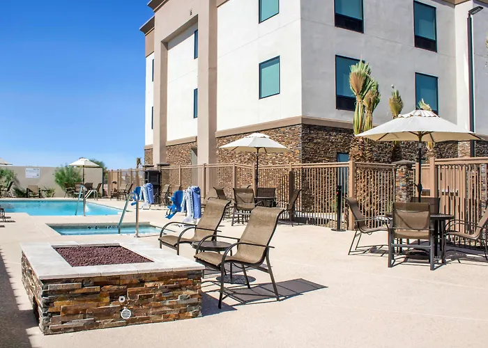 Hampton Parker, Az
